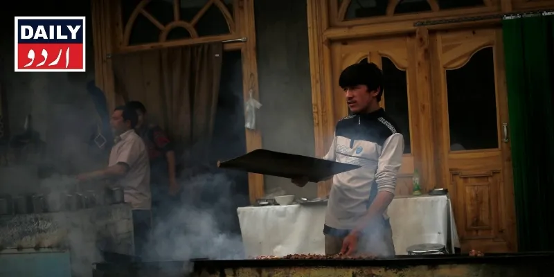 چین میں اویغور مسلمانوں کو خنزیر کھانے پر مجبور کیا جاتا ہے، الجزیرہ