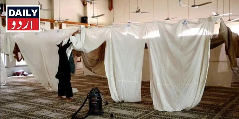 پاکستان میں کرونا کی تیسری لہر: مساجد میں اعتکاف پر پابندی عائد