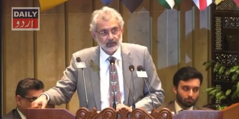 اسکول پر حملہ کرنے والے دہشتگردوں سے کس کے کہنے پر مذاکرات کر رہے ہیں؟ جسٹس قاضی فائز عیسیٰ