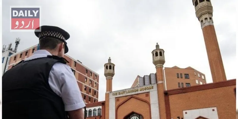 برطانیہ میں تارکین وطن کے خلاف امیگریشن کریک ڈاؤن آپریشن میں مساجد کی تلاشی کا سلسلہ تیز