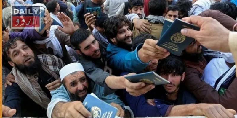 طالبان نے افغان شہریوں کو پاسپورٹس جاری کرکے کروڑوں ڈالر کما لیے
