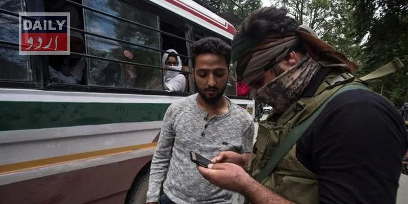 بھارت: کشمیری علیحدگی پسندوں کے مبینہ استعمال پر 14 موبائل فون ایپلی کیشنز پر پابندی