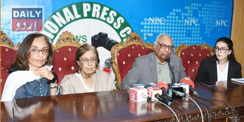 کورٹس