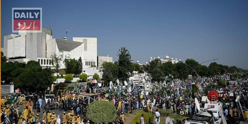 کورٹس