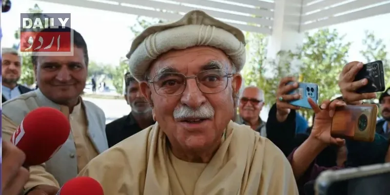 سیاست